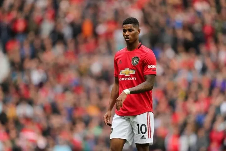 Manchester United news: Solskjaer defends having both Pogba & Rashford on  penalties