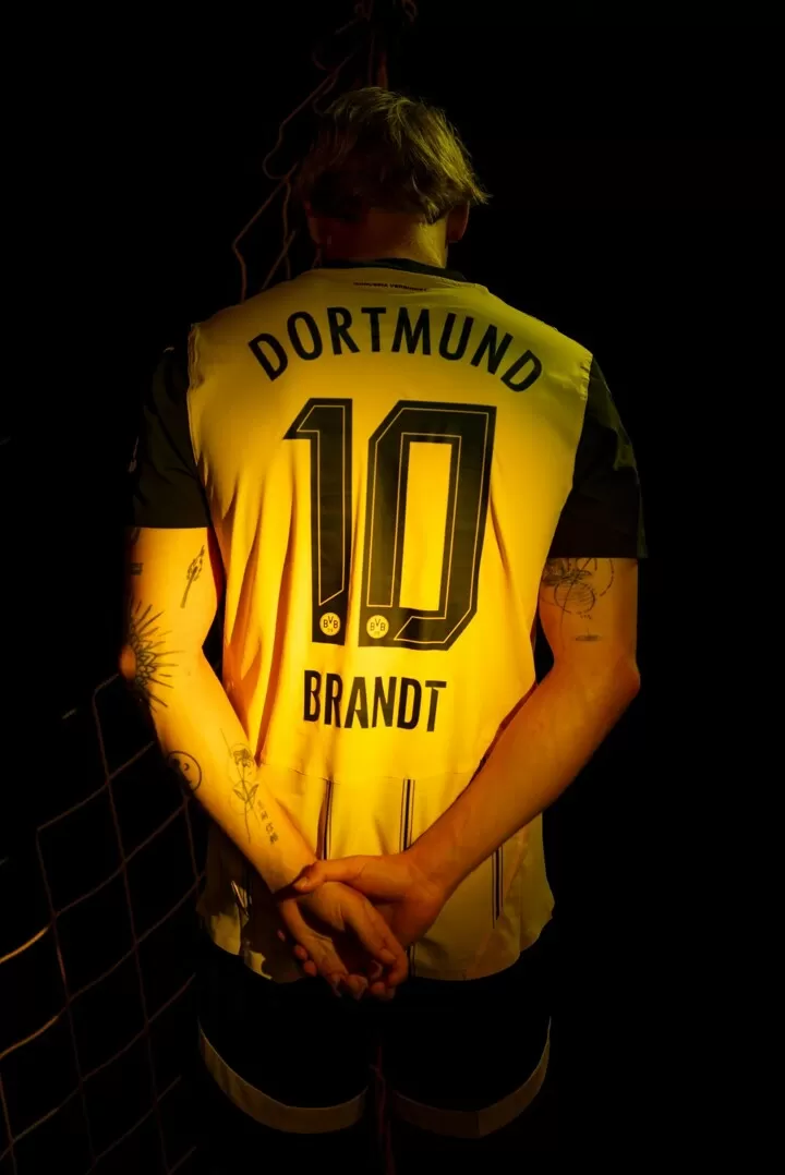 OFFICIAL: Brandt's jersey number is changed to number 10 at