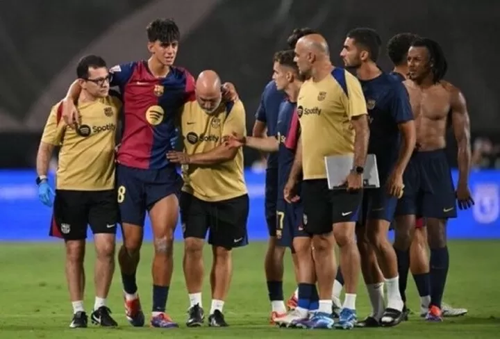 Kick Off: Olmo debut strike takes win for Barca, Ronaldo nets 899th ...