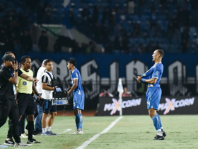 PERSIB 2-1 PSIS: Tyronne dan Gustavo mencetak gol, Setiawan mendapat kartu merah