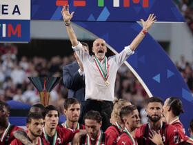 HLV vô địch Serie A 2022 làm thầy mới của Ronaldo