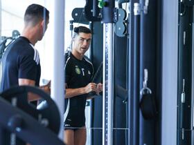 CEO Al Nassr: 'Ronaldo không kiểm soát CLB'