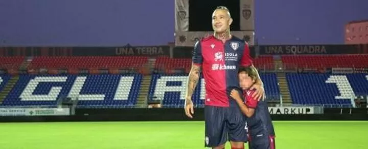 Nainggolan Reveals Icardi S Agent Wife Causes Problems In Dressing
