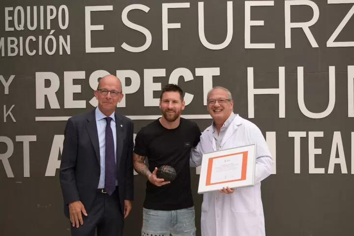 Kick Off Ronaldo Wins 10th Portuguese Poty Messi Receives Educational Award All Football