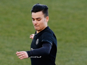 Alec Georgen (PSG) s'engage avec Avranches