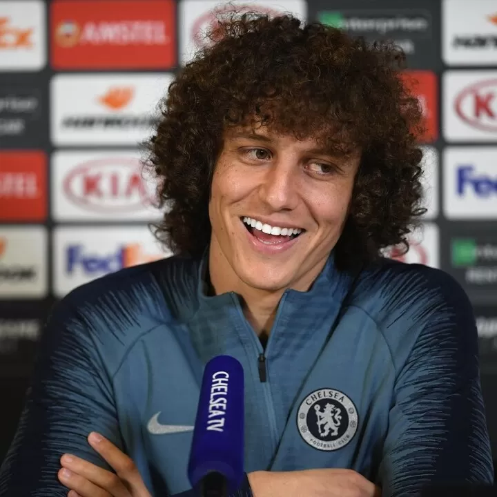 Like A Model Frizzy Top Twins Luiz Guendouzi Who Will Win The Hair Rivalry All Football