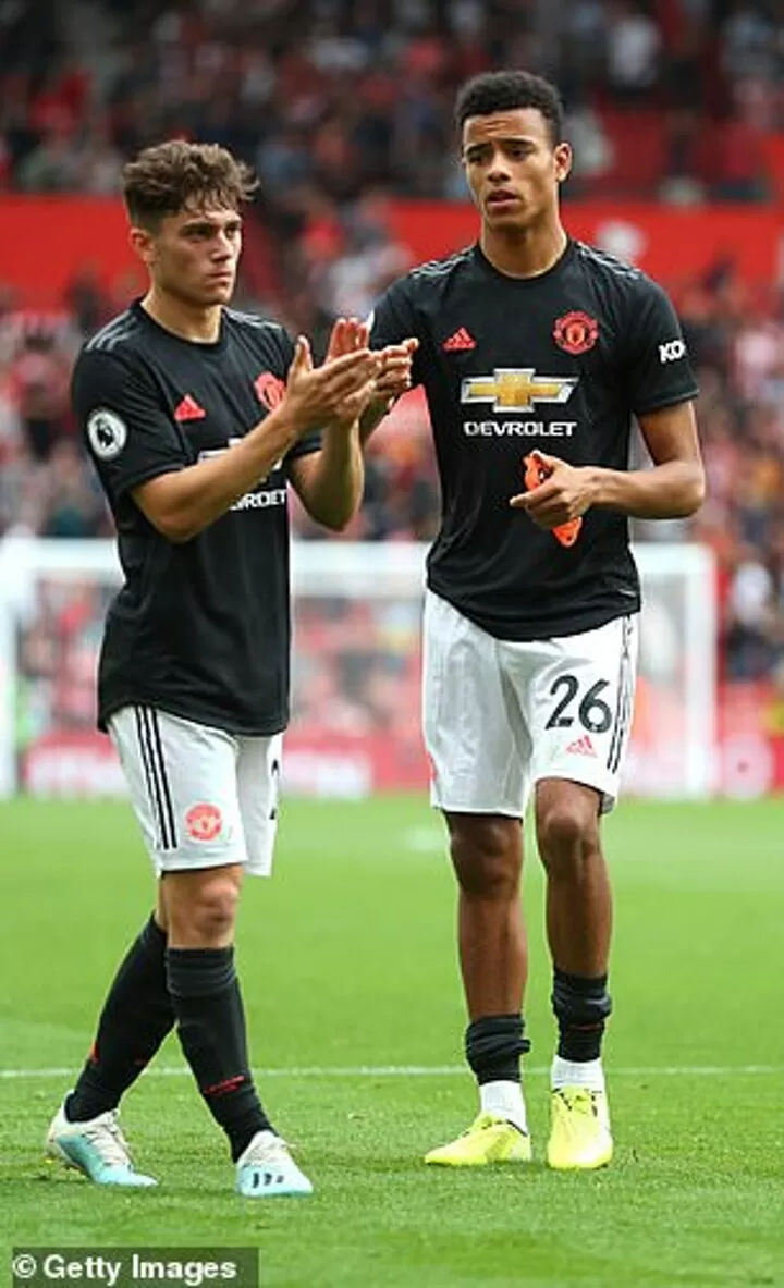 Man United News Arsene Wenger Questions Maturity Of United S