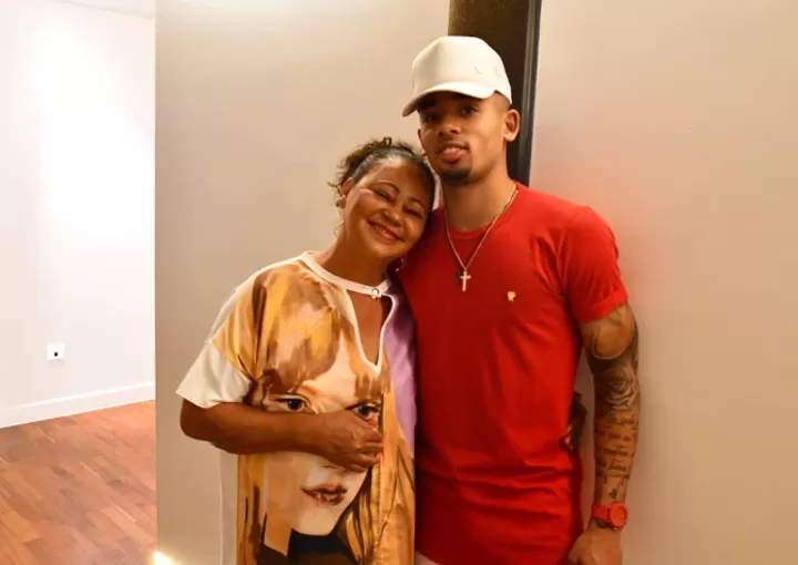 Jesus Strict Mum Bans His Son From Kissing Going Public With His Girlfriend All Football