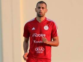Manchester United pense à Slimani, Leicester fixe son prix