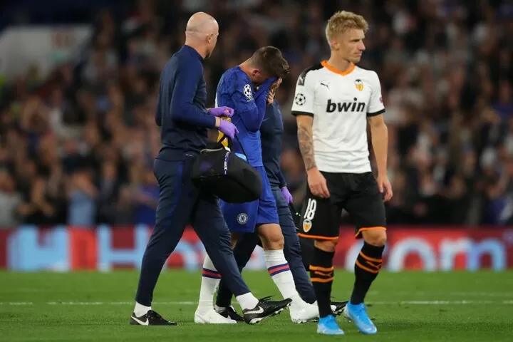 Chelsea 0 1 Valencia In Pics Barkley Misses Late Pen Rodrigo Scores Screamer All Football