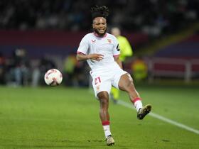 Sevilla star Ejuke set for three-month absence after serious hamstring injury