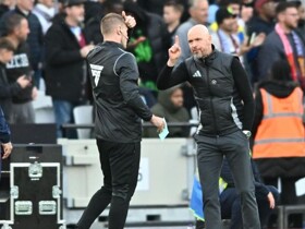 Bos Wasit EPL: Penalti 'Pemicu' Pemecatan Ten Hag Harusnya Tak Diberikan