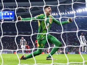 Juventus Lepas Mattia Perin ke Palermo