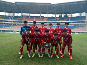 五星体育：上海男足点球决胜夺三连胜，小组头名晋级下一轮