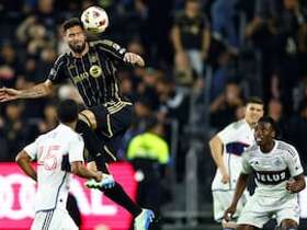 Steve Cherundolo backs Olivier Giroud amid goal drought