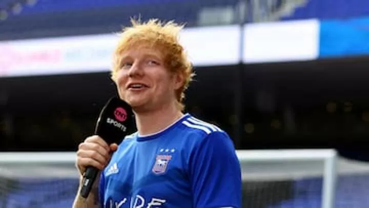 Why is Ed Sheeran an Ipswich fan? Pop star attends PL game against Man  United| All Football