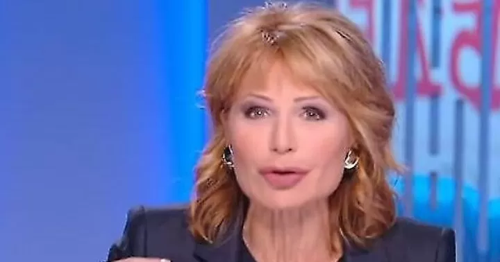 It Would Be Great If I Could See Ronaldo Naked Says 62 Year Old Female Host All Football