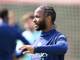 Raheem Sterling Tolak Tawaran Main di Klub Ini