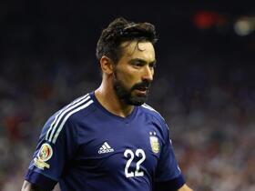 “Vamos a hacerle una propuesta”: el equipo que intenta evitar que Lavezzi se retire