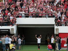 Mascherano, presentado con Estudiantes