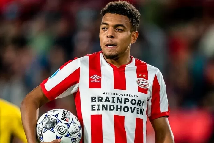 Barcelona Make Contact With Raiola Over Dutch Starlet Malen S Transfer All Football