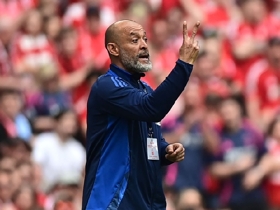 Nuno Tanggapi Kritik Gary Neville Usai Insiden dengan Pemilik Forest