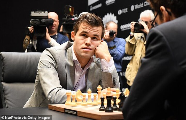 World chess champion on the verge of topping fantasy football table, Fantasy Football