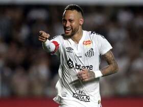 Neymar joue les sauveurs en épongeant les dettes de Santos