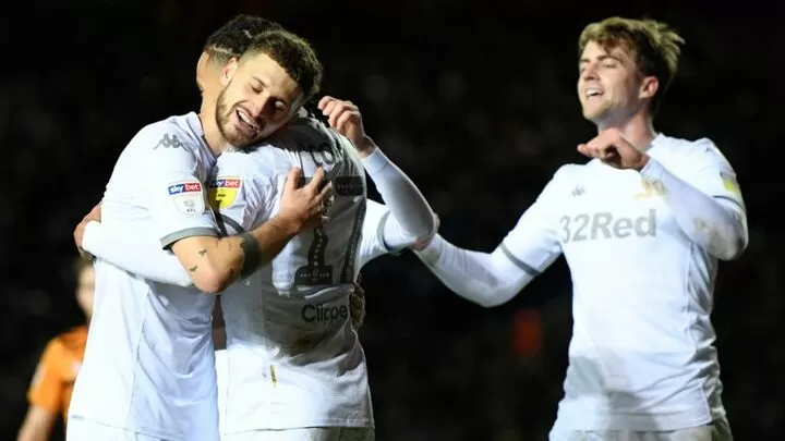 Leeds 2 0 Hull Marcelo Bielsa S Side Go Back To The Top Of Championship All Football