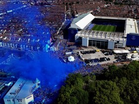 Everton fans pack streets as they come together to say goodbye to Goodison Park