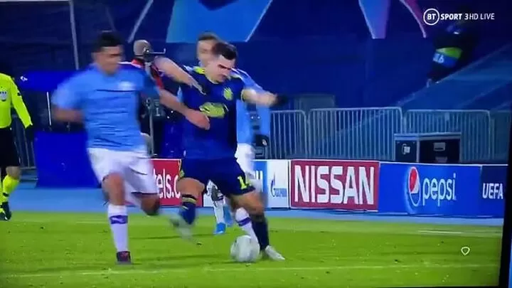 It S A Red Card Pundits Rage After Golak S Elbow On Rodri Goes