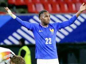 Mathys Tel est devenu le co-meilleur buteur de l’histoire de l’équipe de France Espoirs