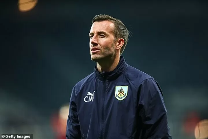 Man Utd Recruit Goalkeeper Coach From Burnley To Help De Gea All Football