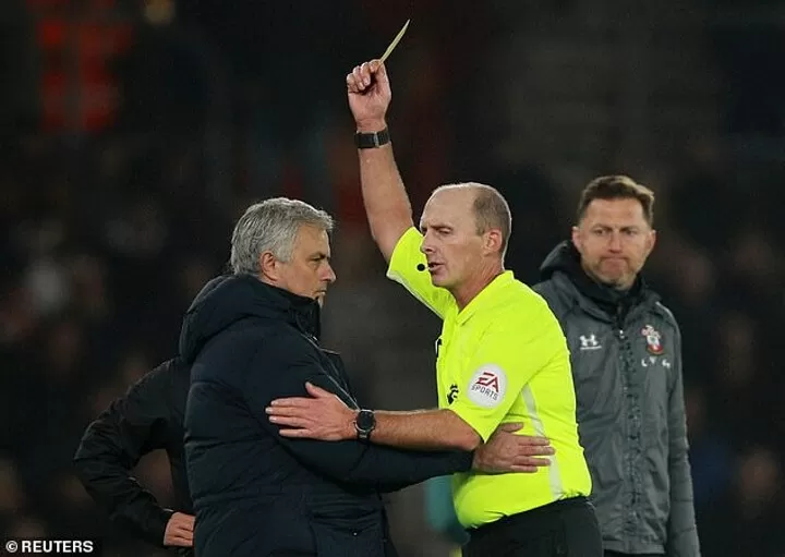 Jose Mourinho Fires Back After Booking For Appearing To Spy On Southampton S Tactics All Football