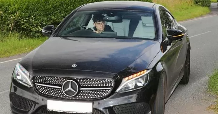 James Reveals The Joke Man Utd Players Made On His First Day Of