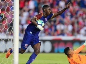 Com agente de CR7, Paraná encaminha venda de Jhonny Lucas ao Braga