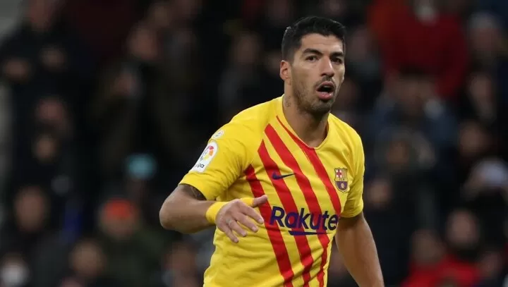 Kick Off Ajax Try To Bring De Ligt Back Barca Finding Suarez S Replacement All Football