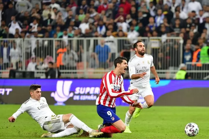 Text In Picture Imagine What Morata Was Thinking When Being Tackled By Valverde All Football