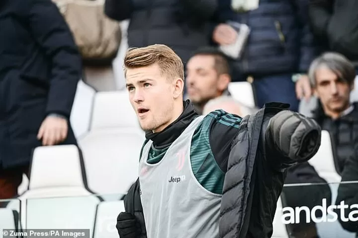 De Ligt Will Not Leave Juventus Until At Least The Summer Of 2021 Mail All Football