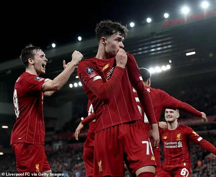 Carragher Backs Liverpool Starlet Curtis Jones To Break Into The First Team All Football