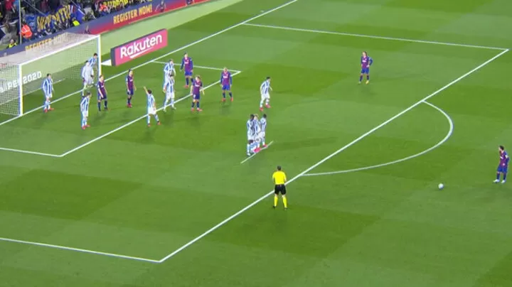 Real Sociedad Put All Eleven Players In Box To Stop Messi S