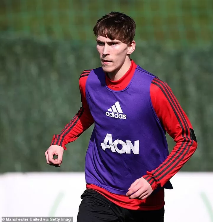 Inter Want Man United Starlets Charlie Wellens And James Garner