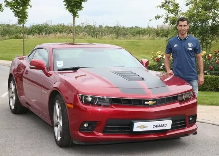 Man Utd Pulling Out All Stops To Find Sponsor To Replace 450m Chevrolet Deal All Football