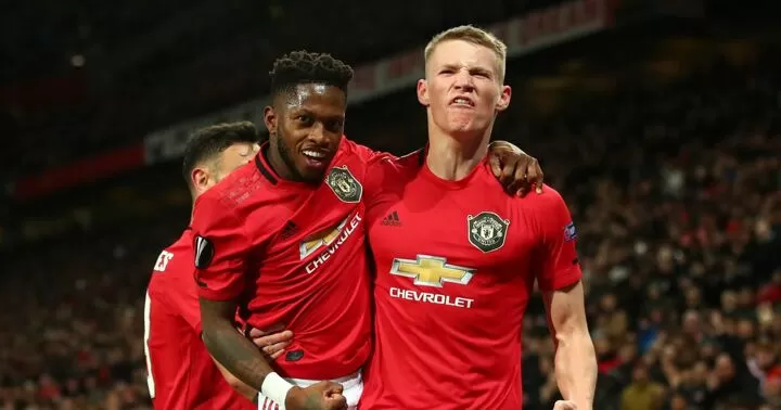 Man u midfield discount