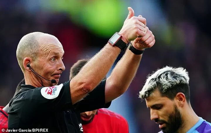 English Football Referees Could Be Quarantined Once The Season