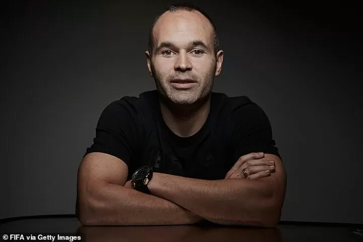 Andres Iniesta On Returning To Barcelona Lockdown In Japan And Getting A Photo With Peter Crouch All Football