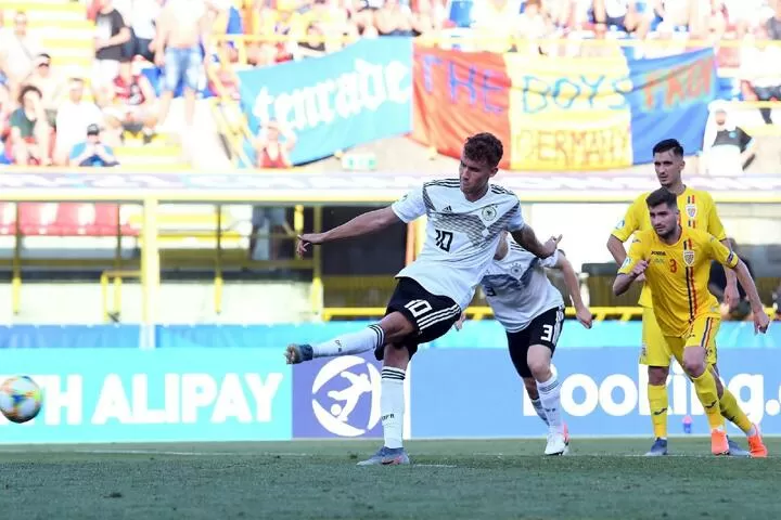 Who Is Luca Waldschmidt The New Gerd Muller Who Is Linked To Chelsea All Football