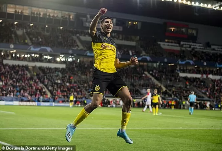 Psg Line Up Bids For Full Backs Theo Hernandez And Achraf Hakimi All Football