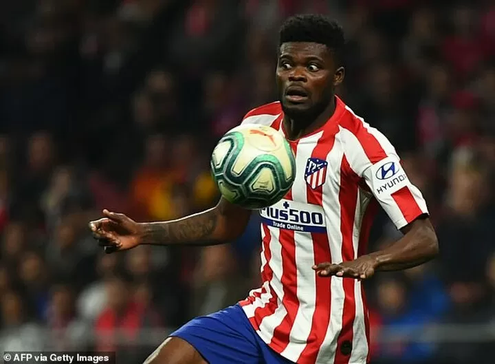Atletico Offer To Double Partey Salary To 130 000 A Week To Ward Off Arsenal All Football
