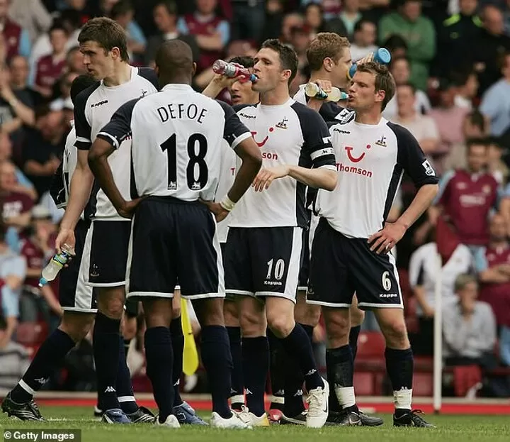 Roman Pavlyuchenko comes good for Tottenham against Sunderland, Premier  League 2011-12